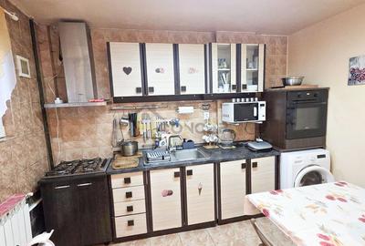 Vila individuala 6 camere Zona Ghencea Metrou Raul Doamnei Comision 0% - 5