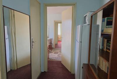 Apartament 2 camere liber la vanzare zona Astra str.Neptun etaj 3 balcon mare - 17