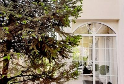 Vila spatioasa,  cu piscina si gradina matura - 9