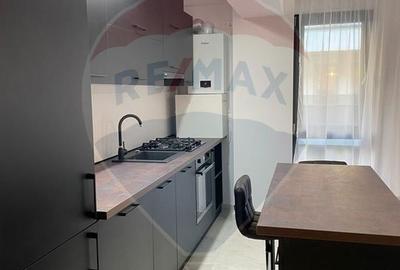Apartament cu 2 camere de închiriat în zona 13 Septembrie - 13