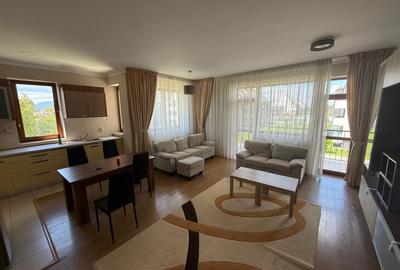 Apartament cu 2 camere decomandat în Tractorul