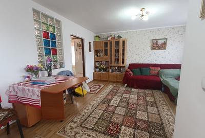 Casa 5 camere-strada principala - Tomesti - 5