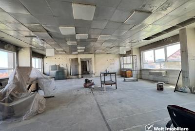 Spațiu comercial, de 211.00 mp, în Central