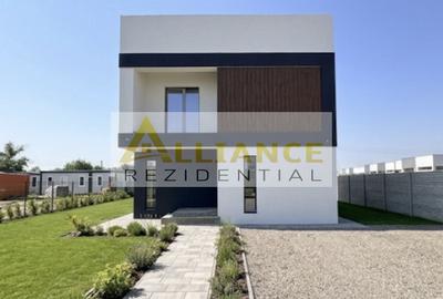Casă individuală cu 4 camere decomandat în Berceni