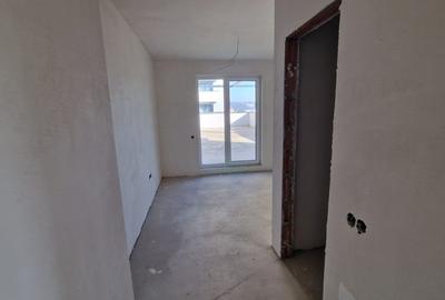 Apartament cu 2 camere, 54 mp si terasa de 75 mp, zona Vivo - 7