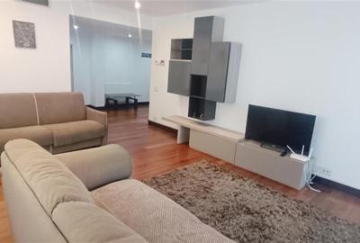 Apartament cu 2 camere decomandat, mobilat în Arcul de Triumf