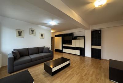 Apartament cu 3 camere, 2 bai, parter inalt, bloc nou, zona Lipovei. COMISION 0 - 1