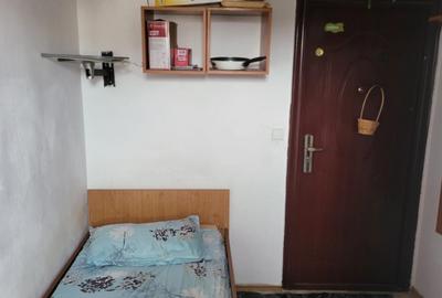 Garsonieră decomandată, mobilată în Complex Studențesc