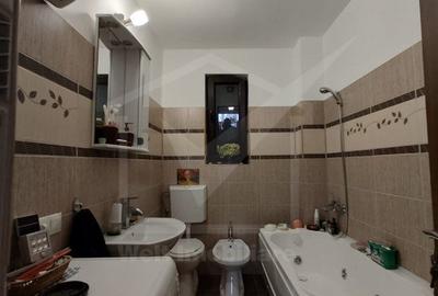 Grigorescu, casa 8 camere, 8 bai, 2 bucatarii, 1123mp curte - 12