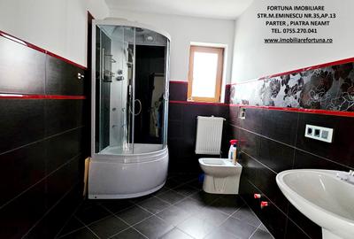 Casa High-Tech, cu design futurist, Piatra Neamt - 12