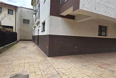 Spatiu comercial cu terasa de vanzare Sebastian - 9