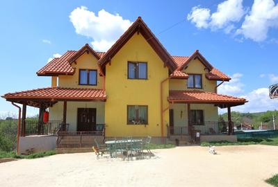 Casă de poveste pe 3 nivele cu 7 camere, 5 terase, locație și vibe de Toscana - 2