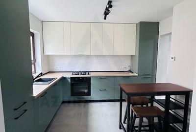 Casa premium 5 camere 120 mp utili curte 337 mp în Cisnadie - 1