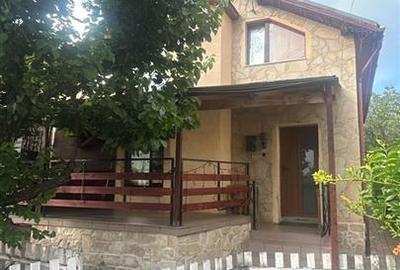 Alzza Real Estate  Casa de vanzare Spicului, aproape de statia de autobuz, cu g - 1