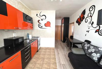Apartament de vanzare cu 2 camere si loc de parcare, zona Velenta, Oradea, Bihor - 1
