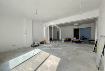 Spatiu comercial cu 8 camere, 5 bai, terasa - zona Centrala - 38