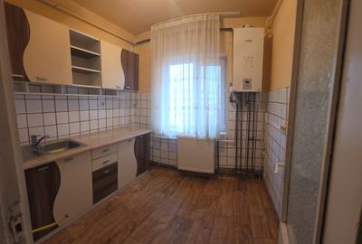 Apartament cu 2 camere decomandat în Circumvalațiunii