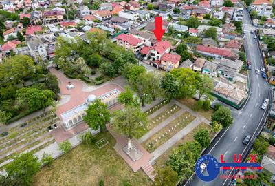 Casă individuală cu 6 camere în Ultracentral