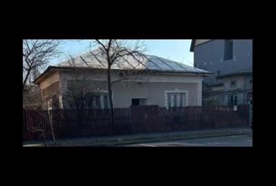 Casă cu 3 camere în Bucureștii Noi