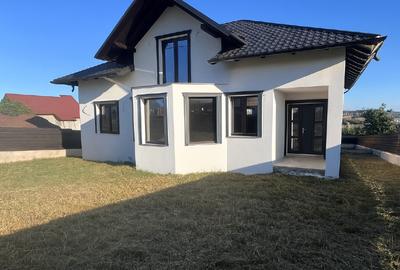 Casă de vânzare Scheia - 1