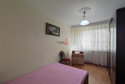 Etaj 1 cu centrala termica- zona Tei Ion Berindei Sectia 7 Politie - 7