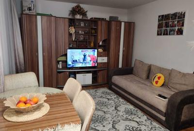 Apartament cu 2 camere decomandat, mobilat în Florești
