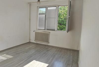 Drumul Taberei – Valea Oltului / Valea Argeșului  Apartament 3 camere decomandat - 4