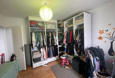 Apartament 3 Camere, Etaj 4, Strada 23 August - 10