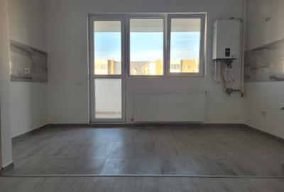 Apartament cu 2 camere semidecomandat în Apărătorii Patriei