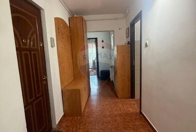 2 camere decomandat, bilateral,etaj 1, centrala, 2 balcoane, Rovine - 15