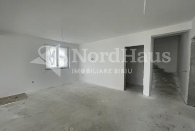 Casă cu 4 camere în Arhitecților - Calea Cisnădiei