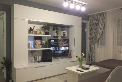 Apartament cu 2 camere semidecomandat, mobilat în Dristor