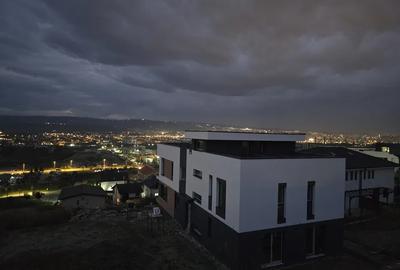 Duplex Voronet Nou Semifinisat 202 mp, Garaj, Terasa circulabila - 3