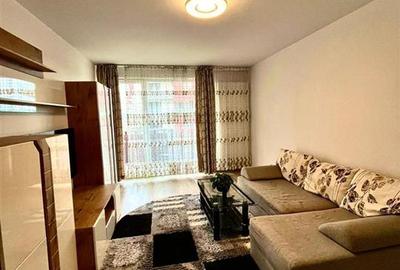 Apartament cu 2 camere decomandat, mobilat în Tractorul
