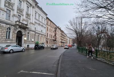 Apartament et.1, luxury class, langa Primarie cu balcon si vedere spre Parc - 32