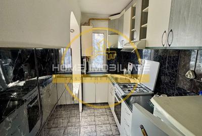 Apartament cu 3 camere / 40 mp/ in zona Podu Ros - 7