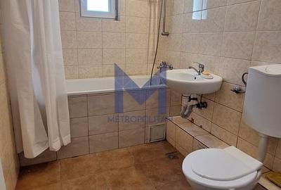 De închiriat apartament 2 camere decomandat I strada Lunii - 11