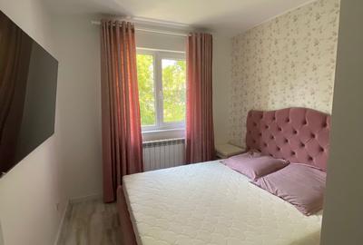 Apartament cu 2 camere, zona Podu Ros - 1