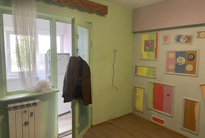Apartament 2 camere ,etaj 1 din 4 , 54 mp, zona Inspectoratul Scolar, decomandat - 10