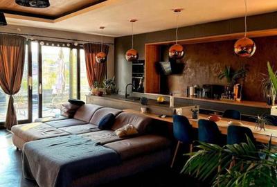 Penthouse de inchiriat in Borhanci, terasa generoasa - 2