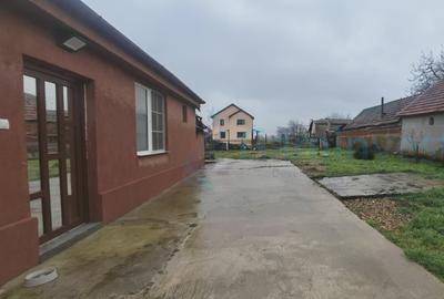 Casă individuală cu 5 camere în Cauaceu