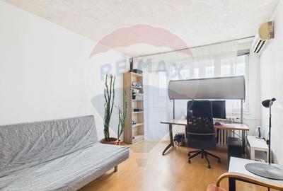 Apartament cu 2 camere de vanzare - Zona Alexandru Obregia - 1