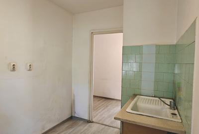 Drumul Taberei – Valea Oltului - Valea Argeșului  Apartament 3 camere decomandat - 5