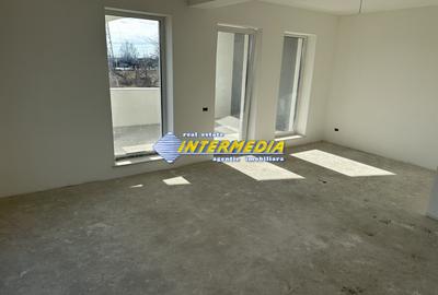 Casa noua in Cetate 4 camere teren 340 mp finisata 90 % - 12