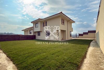 Casa de vanzare 120 mp, 4 camere,3 bai, teren 350 mp, DEZMIR - 1