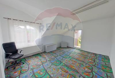 Casă / Vilă cu 6 camere de vânzare - 11
