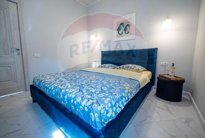 Casă / Vilă cu 5 camere de vânzare în zona Central - 3
