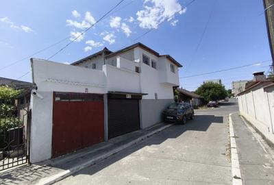 Casa Ovidiu Central 285 mp teren, curte 100 mp, 2 garaje, terasa, gaze - 4
