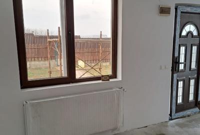 Casa de vanzare langa lac - 3