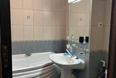 Închiriez apartament 2 camere decomandat | Complex Rezidențial Teuri | Lift - 4